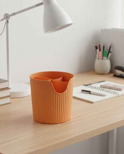 Maple Leaf Pen Holder