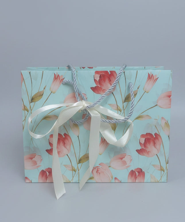 Ribbon Medium Gift Bag (horizontal)