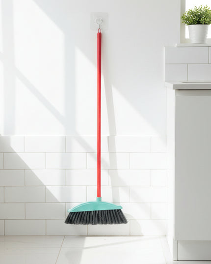 Square Head Wooden Handle Broom (65cm)