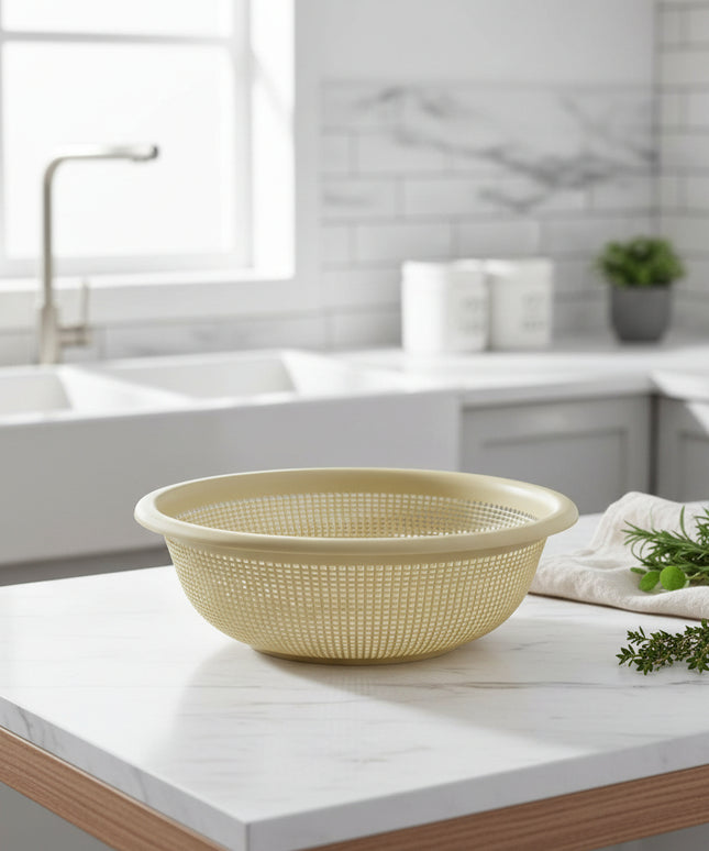 Large-Capacity Strainer
