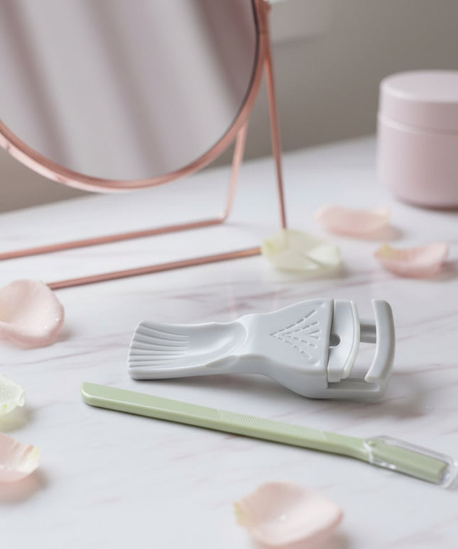 Eyelash Curler + Eyebrow Razor Set